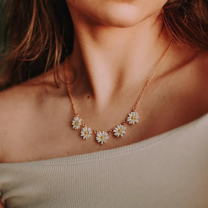 Daisy Necklace