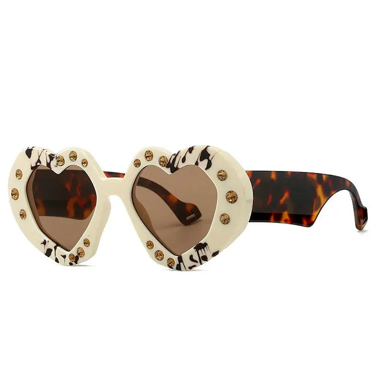 Grunge Style Bold Heart-Shaped Sunglasses