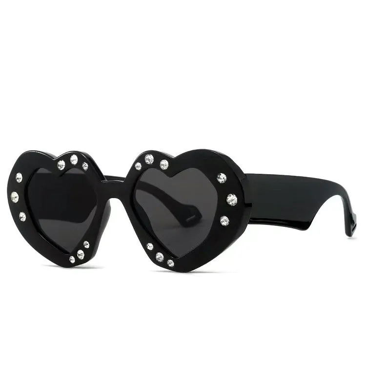 Grunge Style Bold Heart-Shaped Sunglasses