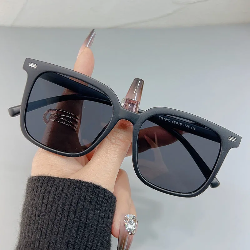 Internet celebrity's same style black frame sunglasses for women to wear, sun protection and visor glasses, fashionable and trendy anti-UV polarized sunglasses