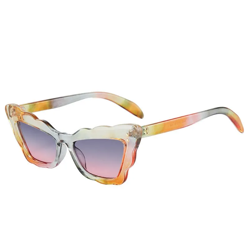 Pre Order:  Retro High-End Wave Pattern Progressive Sunglasses