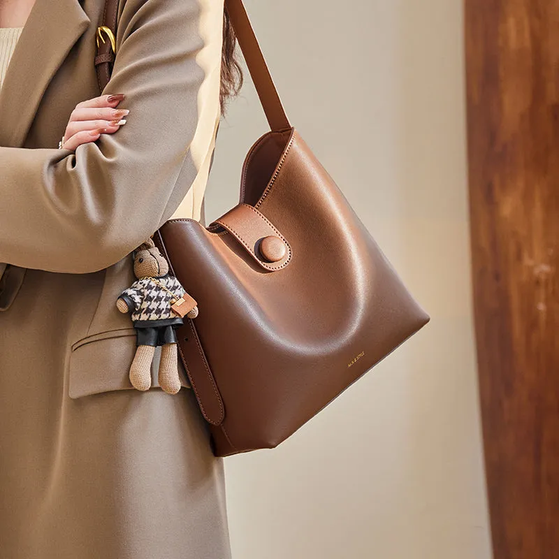 Retro Brown Leather Medium Shoulder Bag