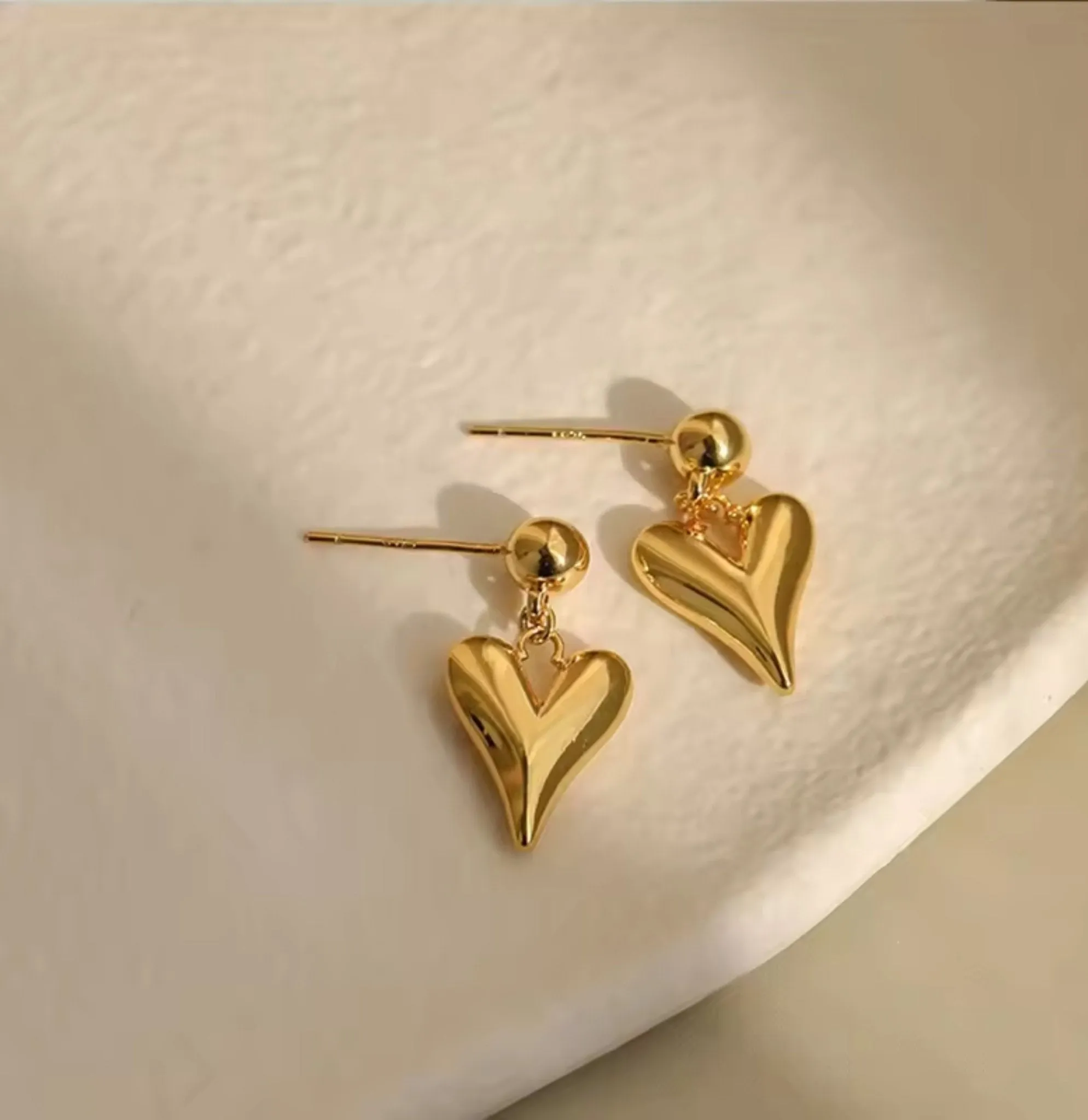 Stylish daily wear heart earrings